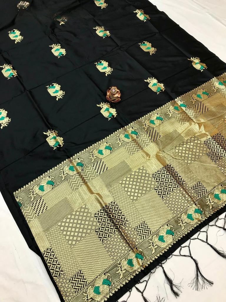Luxurious Lichi Silk Saree with Zari Weaving Work: Timeless Elegance